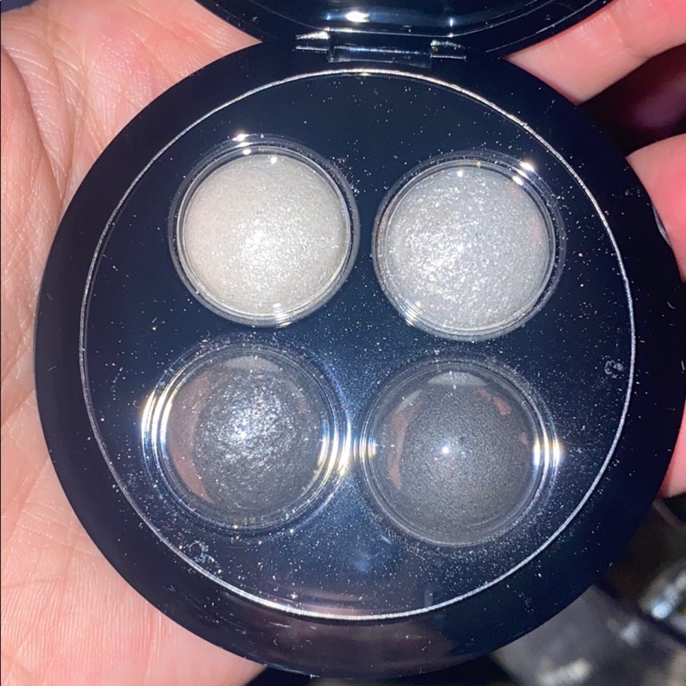 Mac eyeshadow - Picture 2 of 3